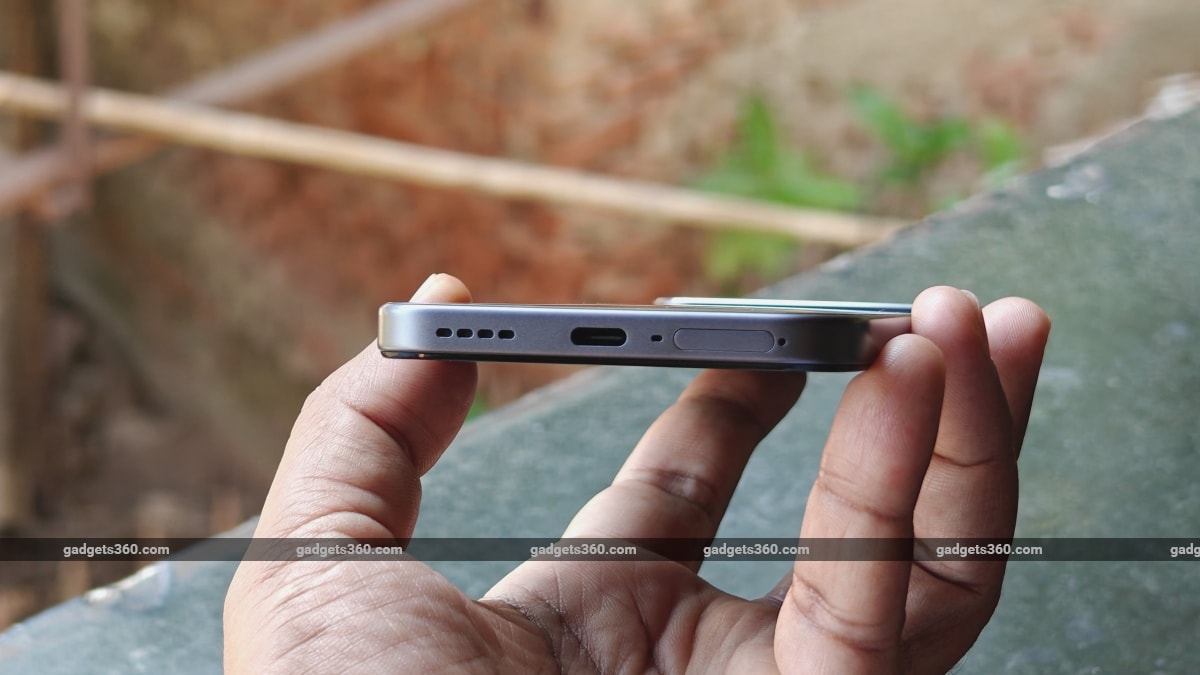 realme 16 performance speakers gadgets 360 Realme16  Realme
