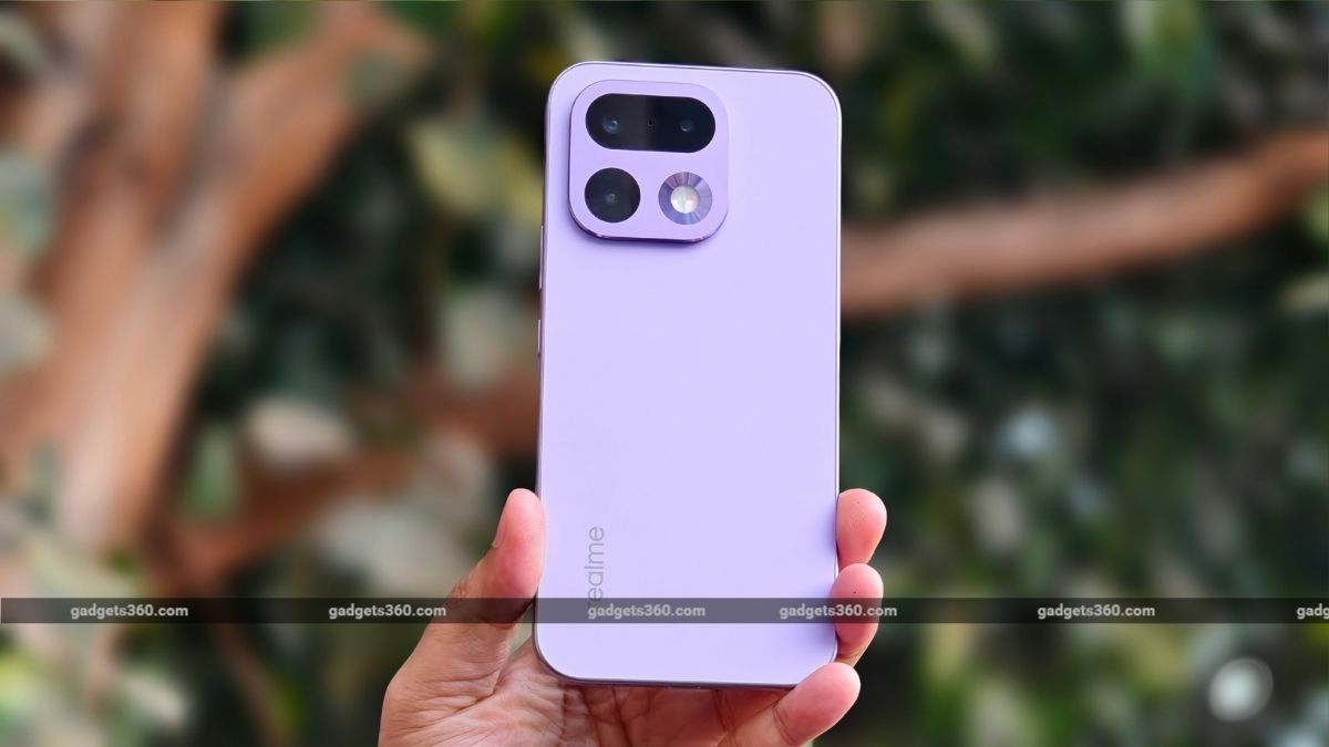 Flipkart Teases Realme and Harry Potter Collaboration as Themed Realme 16 Pro With New Design Leaks