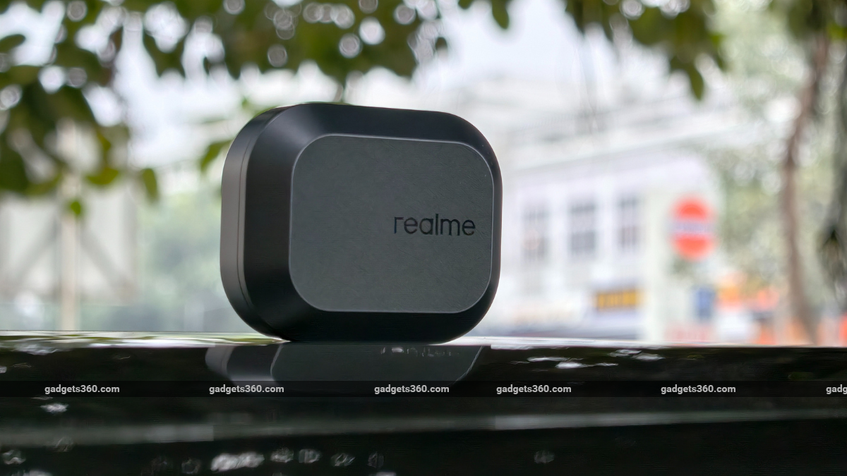 Realme Buds Air 8 Review: Big on Features, but There&rsquo;s A Catch