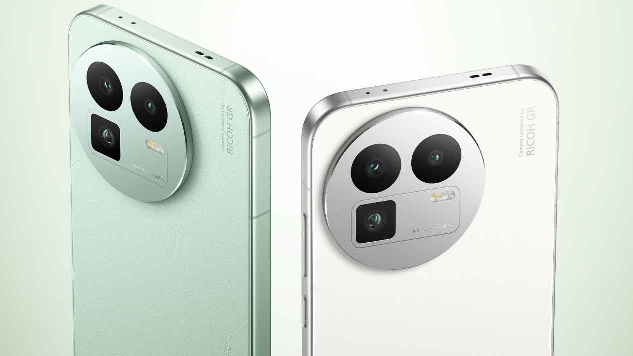 Realme GT 8 Colourways Revealed Ahead of Launch; Confirmed to Feature 7,000mAh Battery