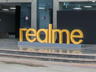 Realme C2 to Get Realme UI Update in September, Wireless Charger Launching in India Soon: Madhav Sheth
