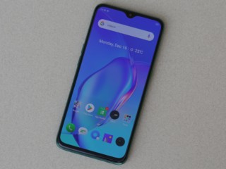 Best Phones of 2019: The Budget Smartphones We Loved This Year