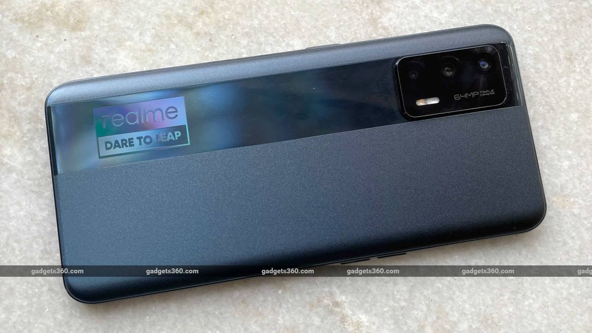Realme X7 Max First Impressions: The Race to Stay Relevant