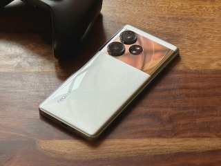 Realme GT 6T First Impressions: Geared for Gaming