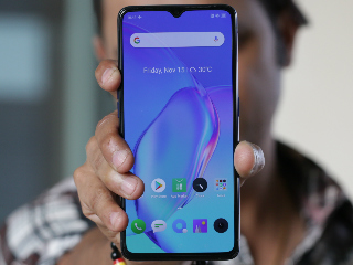 Realme X2 Pro 6GB RAM Variant Goes on Sale in India: Check Price, Offers, More