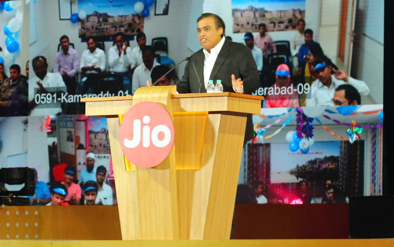 Reliance Jio Happy New Year Offer Kicks In; High-Speed Data Cap Set at 1GB Per Day