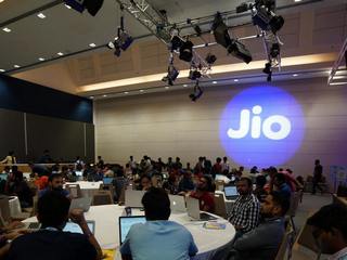 Jio Offering Free 2GB Daily High-Speed Data Benefit to Select Users: Report