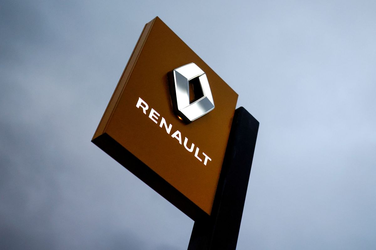 Renault Seals Electric Car Battery Deals With Envision, Verkor