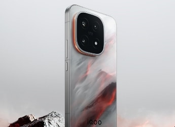 iQOO 15 নতুন অপারেটিং সিস্টেম সহ ভারতে লঞ্চ হচ্ছে, থাকবে 7,000mAh ব্যাটারি ও 100x জুম ক্যামেরা