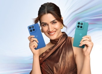 Moto G57 Power স্মার্টফোনের সেল শুরু, অফারে মাত্র 12,999 টাকায় 50MP Sony ক্যামেরা ও 7,000mAh ব্যাটারি