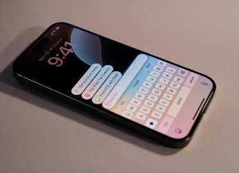 AI দৌড়ে হেরে গিয়ে Google-এর হাত ধরল Apple, এবার সিরির মগজে বসছে Gemini