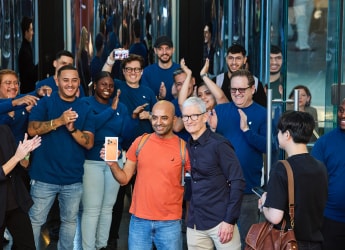 Apple-এর স্বর্ণযুগের নায়ক টিম কুক CEO পদ থেকে অবসর নিলেন, 4 ট্রিলিয়ন ডলার সম্রাজ্যের নতুন বস কে?