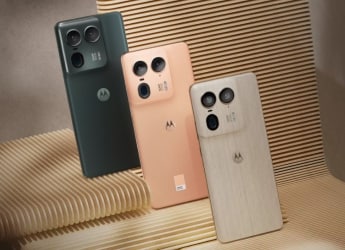 Motorola সবচেয়ে সস্তায় 50MP সেলফি ক্যামেরা, 125W ফাস্ট চার্জিং, ও 512GB স্টোরেজের ফোন দিচ্ছে, দাম কত