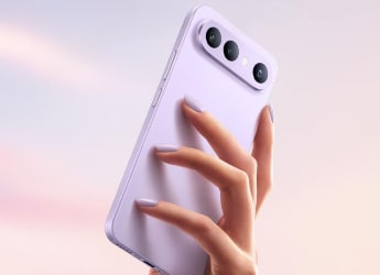 Vivo X300 FE অবশেষে লঞ্চ হল, 50MP সেলফি ক্যামেরা, 6500mAh ব্যাটারি, 90W ফাস্ট চার্জিং রয়েছে