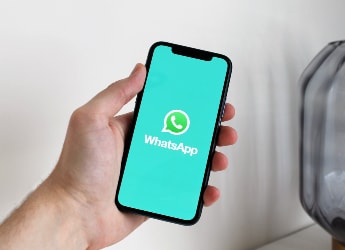 WhatsApp: মেসেজ দেখলেই ডিলিট হবে চ্যাট, হোয়াটসঅ্যাপের নতুন ফিচার জানেন?