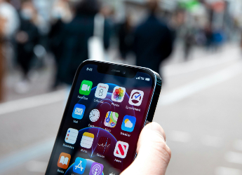 মোবাইলে ইন্টারনেট ব্যবহারে ট্যাক্স বসাতে পারে মোদি সরকার, বাড়বে ফোন রিচার্জের খরচ