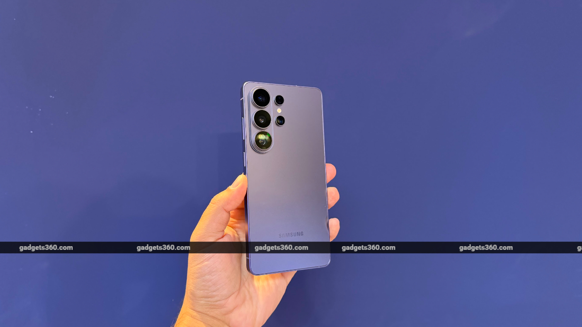 Samsung Galaxy S26 Ultra ঝড় তুলে DSLR-এর মতো ক্যামেরা ও সেরা ফিচার্স নিয়ে লঞ্চ হল, দাম জেনে নিন