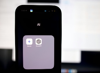 AI বিপ্লবের সূচনা করেও চাপে ChatGPT, 110 কোটি ইউজার থাকলেও বাড়ছে উদ্বেগ