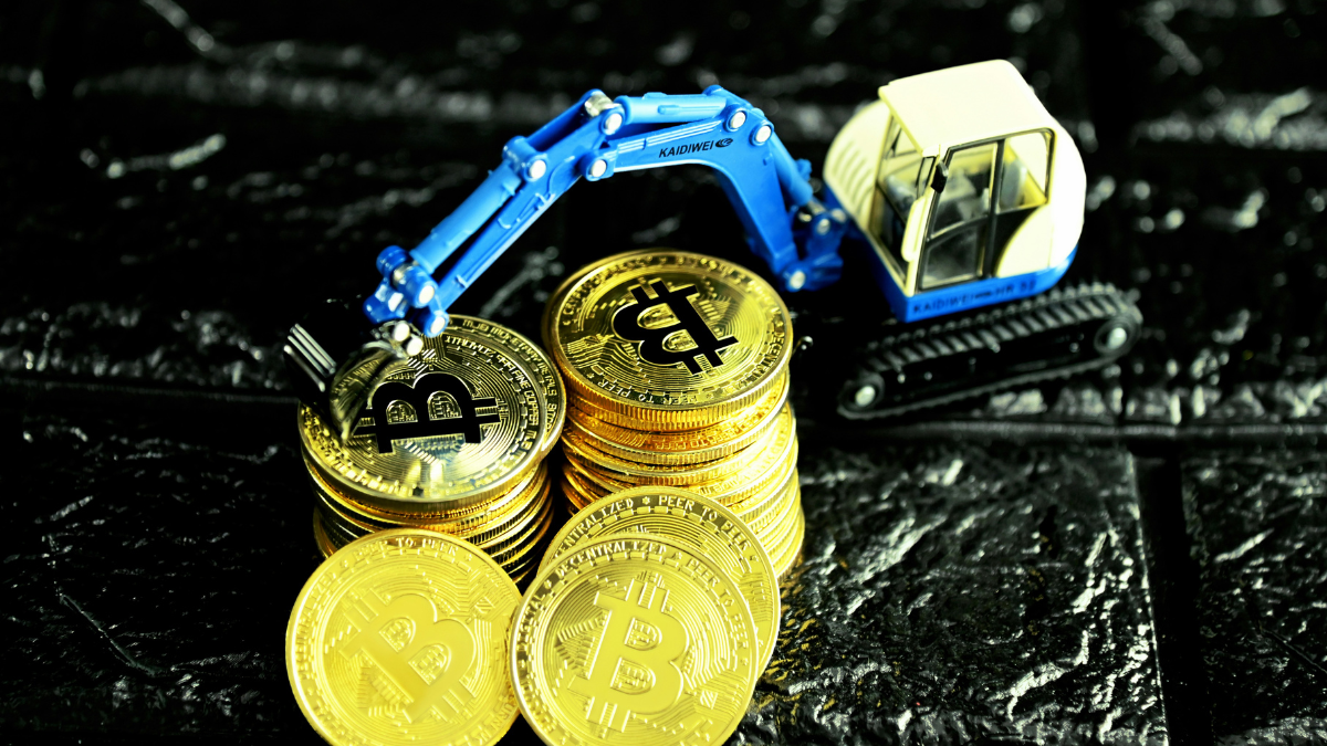 Bitcoin Miner Riot Platforms Enters $9 Billion AI Infrastructure Deal With Anthropic: Report