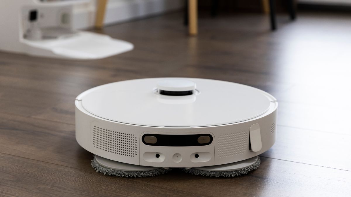 Best-Rated Vacuum Cleaner With Smart Mapping Technology Under Rs. 40,000: Ensuring A Tidy Space