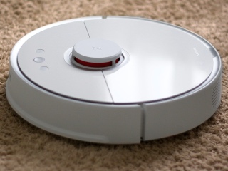 Robot Vacuum Cleaners vs Handheld Vacuum Cleaners: Which Is Better for You?