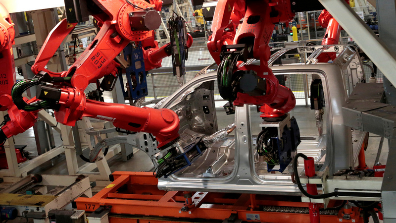 Keep Humans in Good Jobs in the Robot Era, ILO Commission Urges