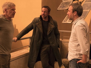 Ocean&#039;s Eleven: Ryan Gosling Said to Be in Talks to Star Opposite Margot Robbie in New Prequel Movie