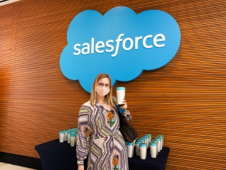 Salesforce Said to Cut 1,000 Roles While Hiring Salespeople for AI