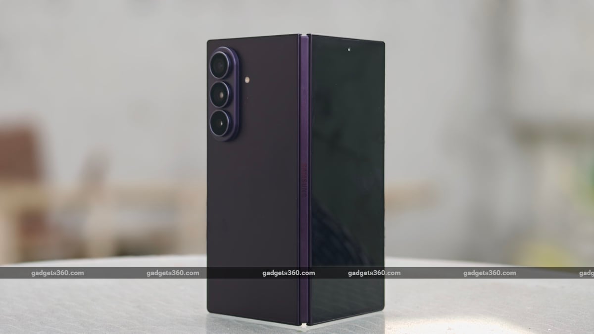 samsung galaxy fold 8 ultra review2 samsung-galaxy-fold-8-ultra-review