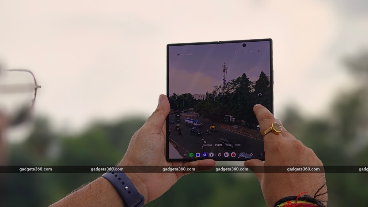 samsung galaxy fold 8 ultra review6 samsung-galaxy-fold-8-ultra-review