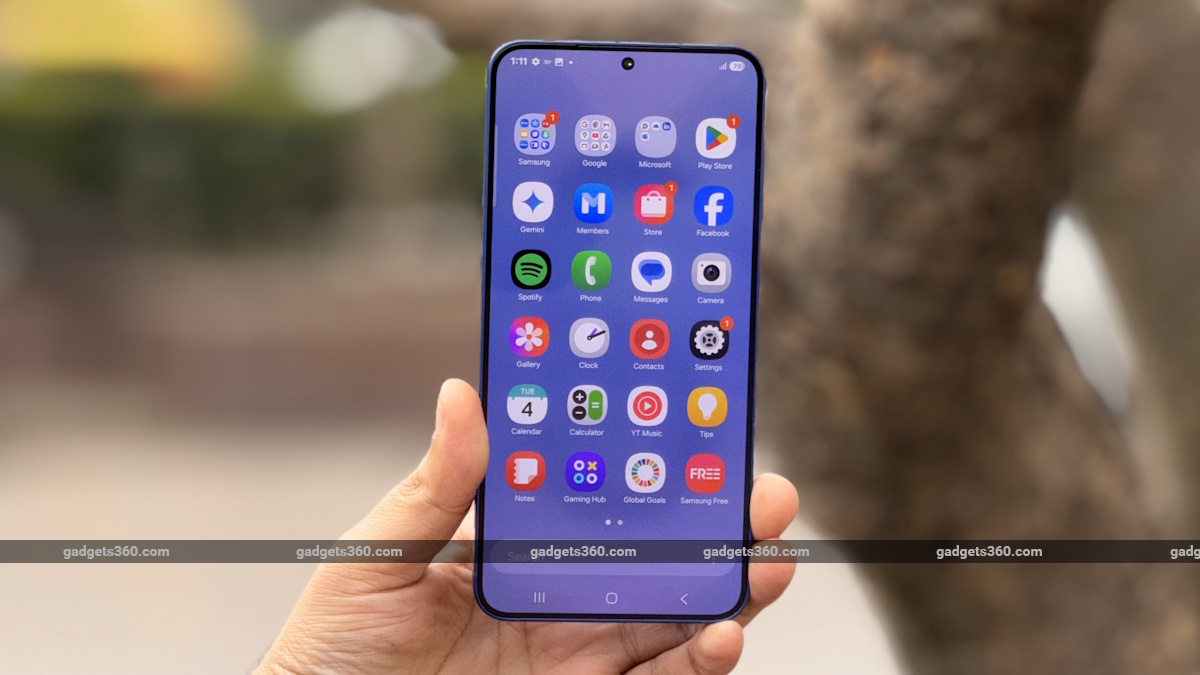 Samsung Galaxy S25 Plus vs Galaxy S24 Ultra: Which is a Better Deal This Festive Sale