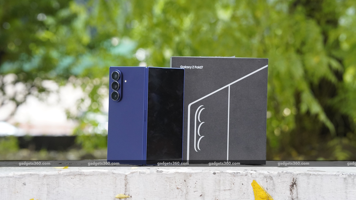 Amazon Diwali Sale 2025: The Ultimate Deals on Samsung Galaxy Z Fold 7, Galaxy A55 and More Samsung Smartphones Available With Massive Discounts