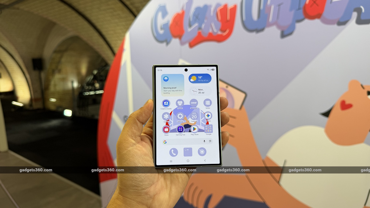 Samsung Galaxy Z Fold 8 First Impressions: The Passport-Style Redesign Changes Everything