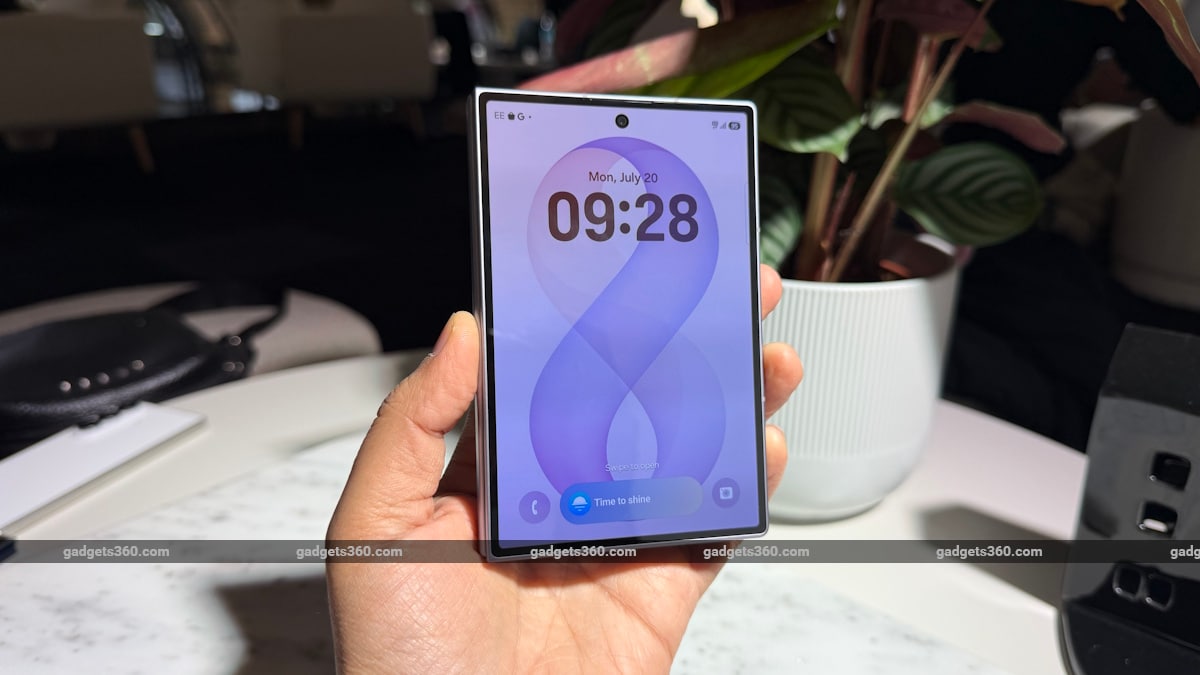 samsung galaxy z fold8 review11 samsung-galaxy-z-fold8-review