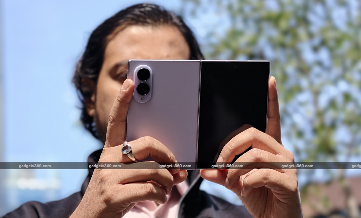 samsung galaxy z fold8 review2 samsung-galaxy-z-fold8-review