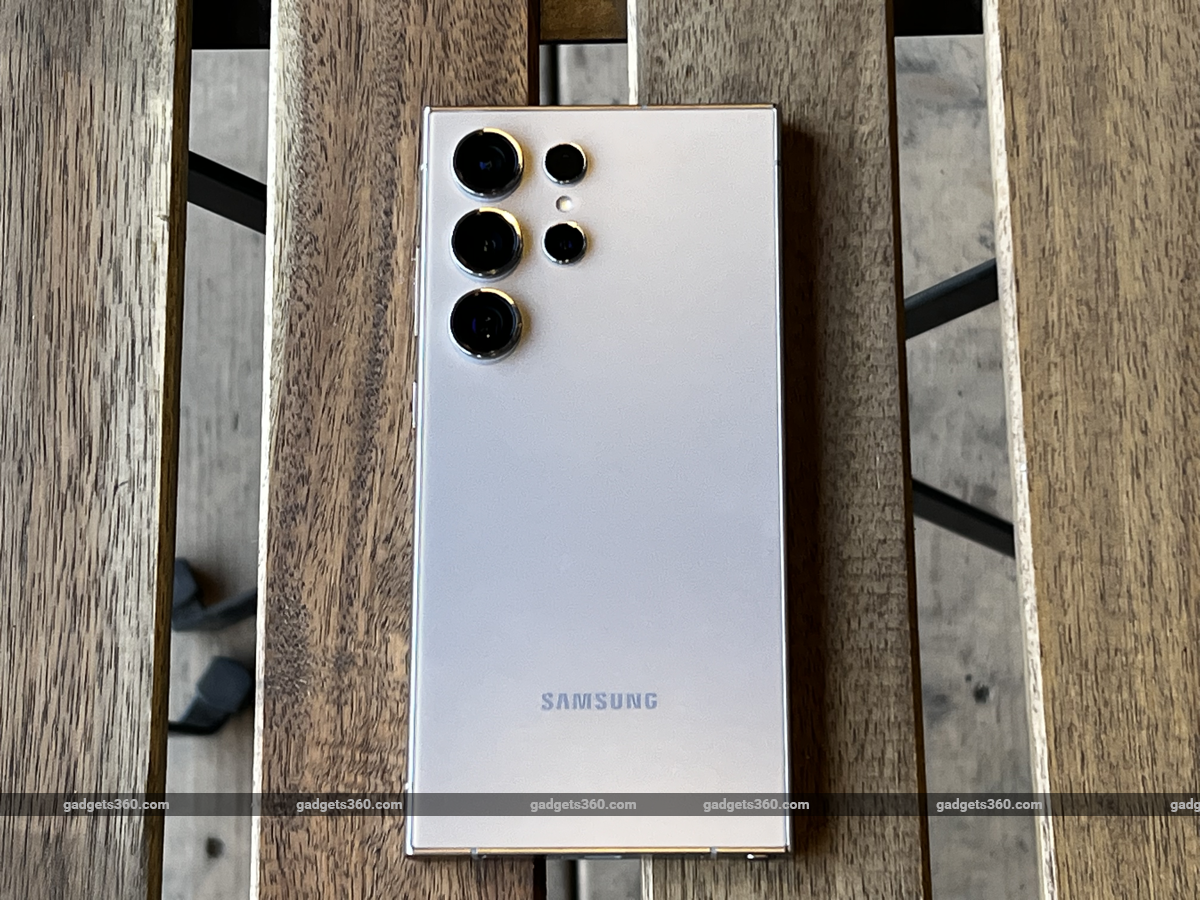 Amazon Freedom Festival Sale 2025 Best-Selling Products Include Samsung Galaxy A55, iQOO Neo 10R and OnePlus Pad Go