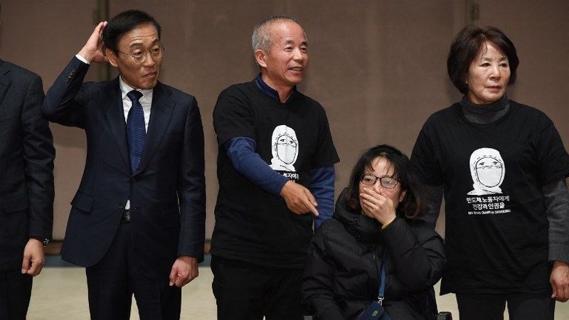 Samsung Electronics Apologises for Factory Cancer Cases