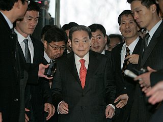 Samsung Electronics Chairman Lee Kun-hee Dies at 78