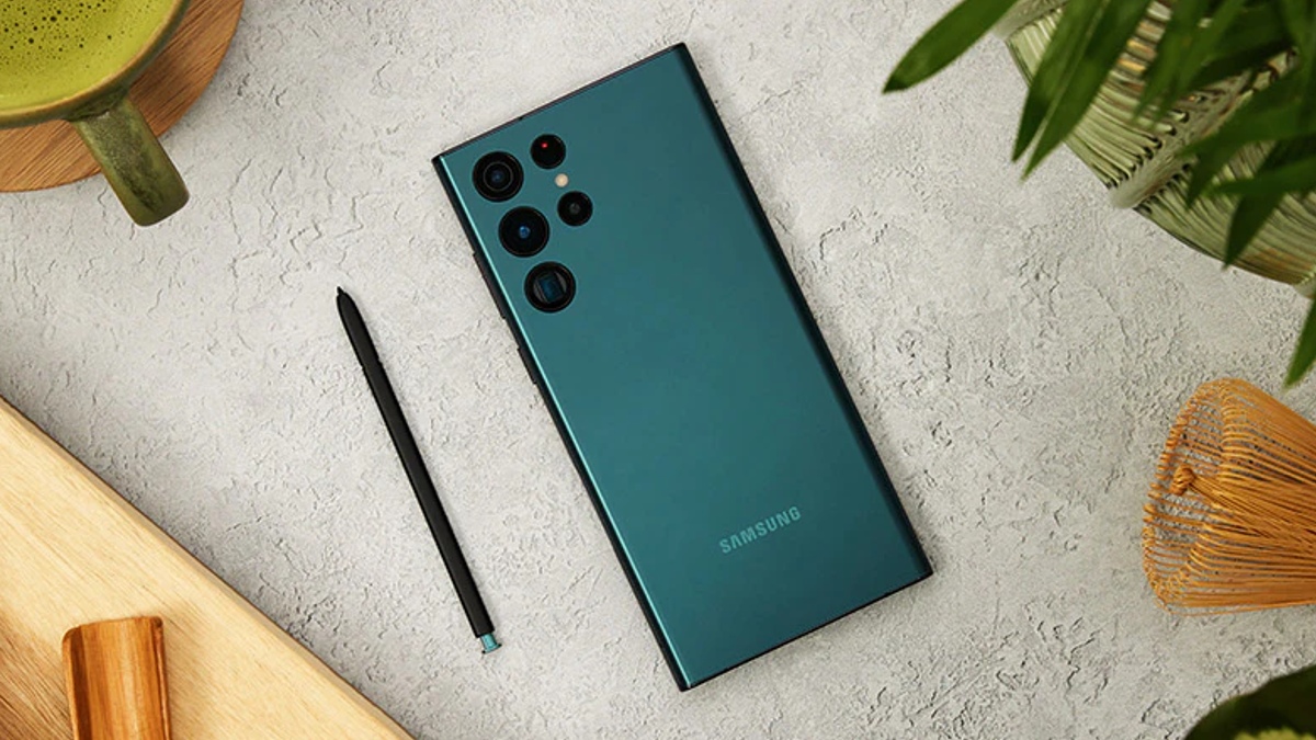 Samsung One UI 6.1 Update With Galaxy AI Features Coming to Galaxy S22 Series, 2022 Foldables, Tab S8 Series in May