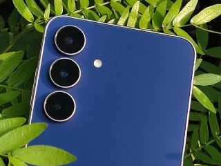 Samsung Galaxy S26 FE Renders Leak Again, Suggesting Three Colour Options