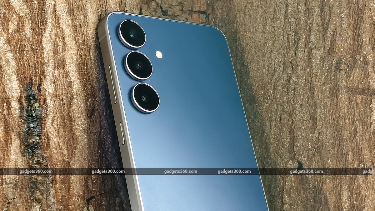 Samsung Accepts Liability, Offers Compensation After Galaxy S25+ Explodes While Charging