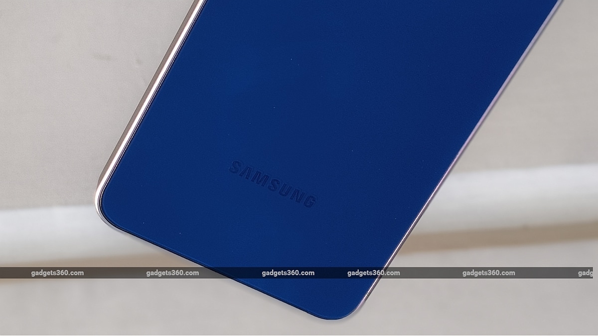 samsung galaxy s25 fe review ndtv rear panel Samsung Galaxy S25 FE