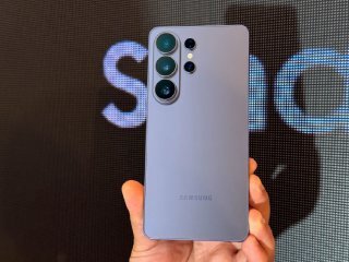 Samsung Galaxy S26 Ultra Launched With Privacy Display, 200-Megapixel Camera