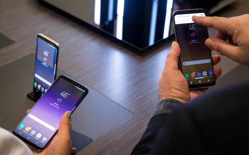 Reliance Jio vs Others, Google Areo Launched, Moto E4 Leaked, and More: Your 360 Daily