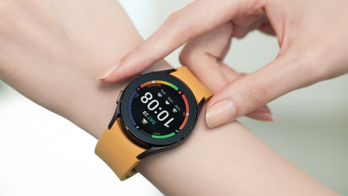 Samsung Galaxy Watch 4 Series Update Brings Fall Detection, Gesture Control, New Watch Faces, More