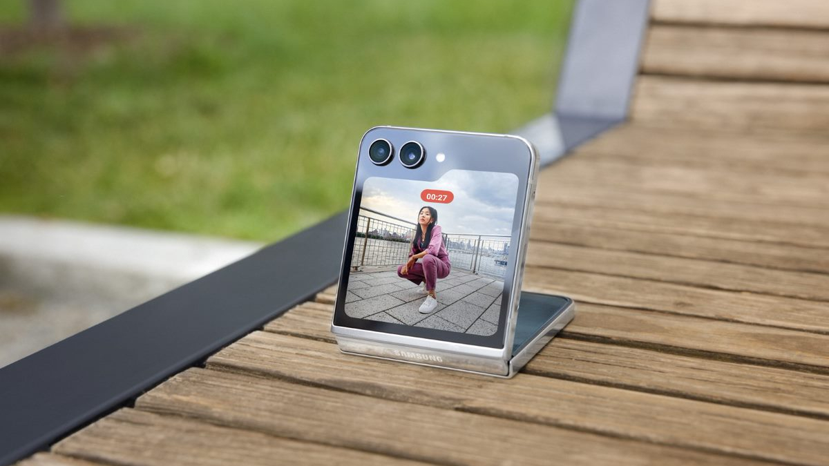 Samsung&rsquo;s Galaxy Z Flip 5 With Snapdragon 8 Gen 2 SoC, 3.4-Inch Cover Display Launched