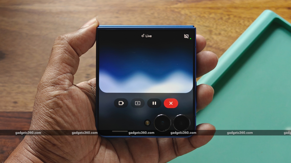 Samsung Galaxy Z Flip 8 Could Mark the End of Flip the Company's Foldables, Tipster Claims