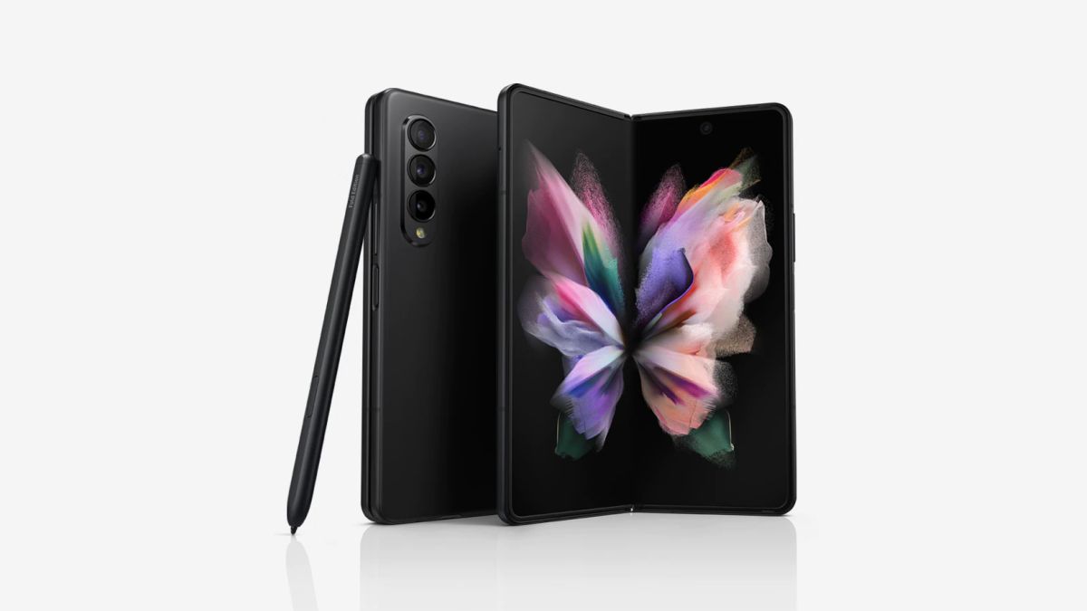 Samsung Galaxy Z Flip 3 Leads Foldable Smartphone Segment in Q1 2022: DSCC