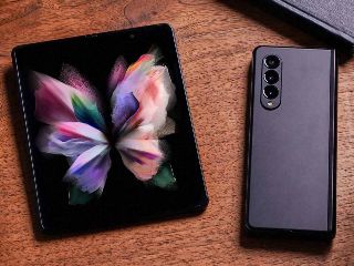 Google Pixel Fold Launch Tipped for Q4 2021, May Come With LTPO OLED Display