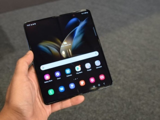 Samsung Galaxy Z Fold 4 vs Galaxy Z Fold 3: What are the Key Differences? Price, Specifications Compared